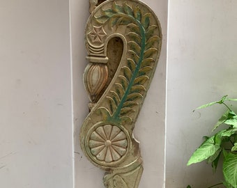 Plaque murale rustique en bois sculpté : panneau architectural indien antique