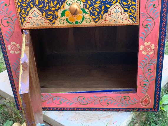 k*u様 ★インド 手描き装飾の木製タンス キャビネット 家具 アンティーク 格 k*u様 ☆インド 手描き装飾の木製タンス キャビネット 家具