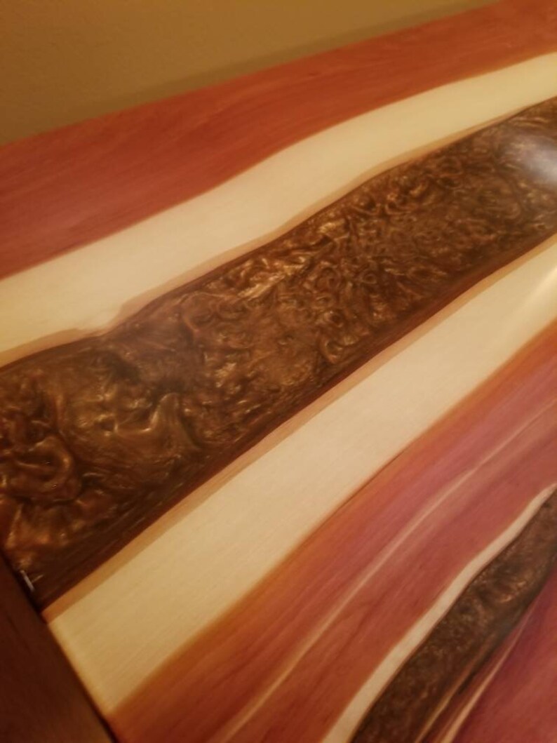 The 8 Best Poured Epoxy Resin Table Top Reviews 12