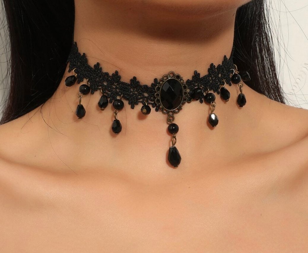 Black Necklace 24