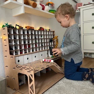 1/64 Scale Toy Car Garage: Kids Playroom Parking Lot
