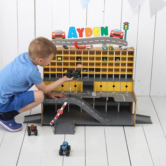 Garage de jouets, rangement de voiture de jouet en bois, Shef de