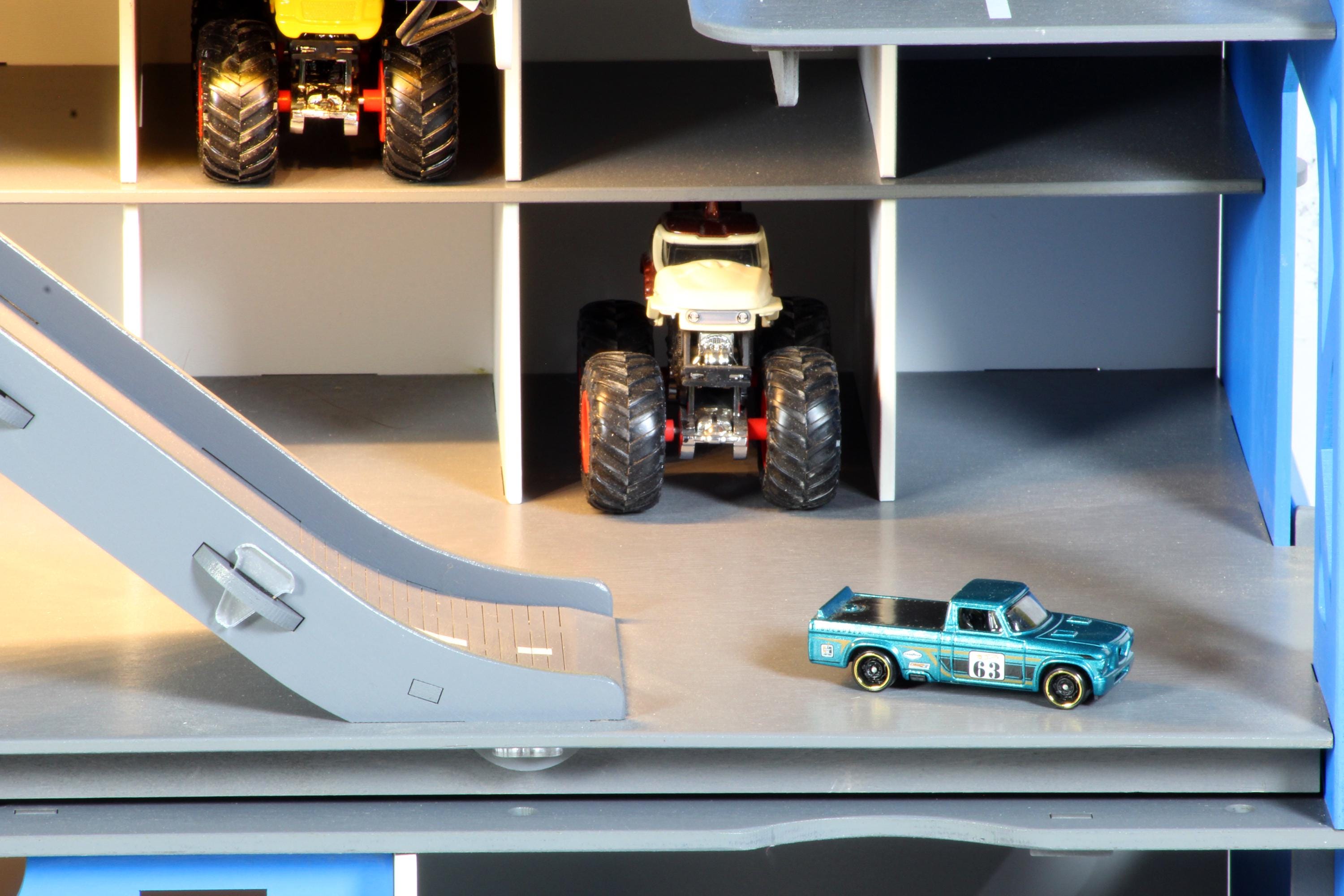Wooden Toy Car Garage for 1/64 Scale Cars: Boy Gift Age 3+ - Etsy