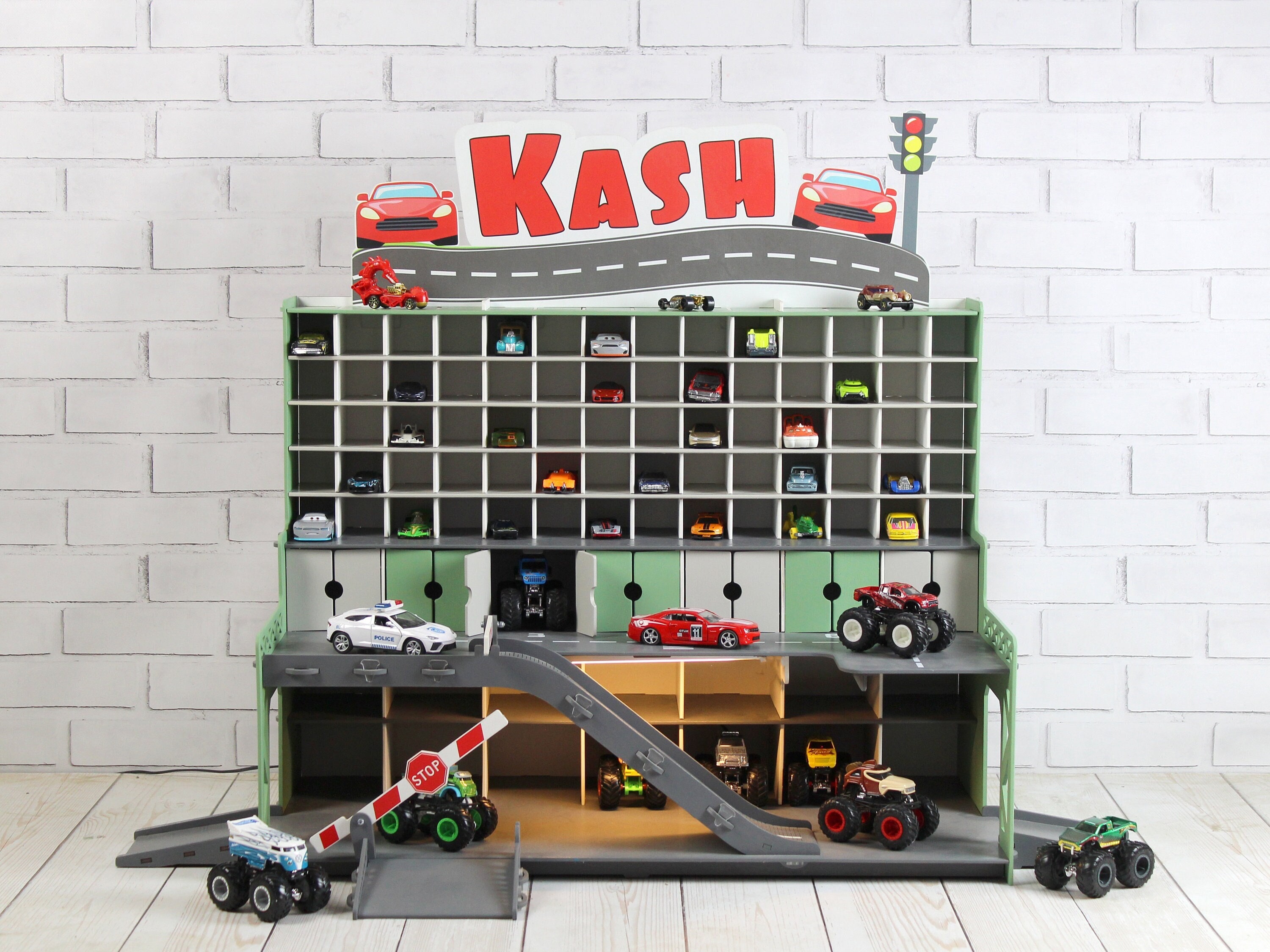 置物 HAVeFUN GARAGE PRODUCTS vaum Handcrafted Wooden Toy Garage for Kids | Imaginative Pay & Toy Car