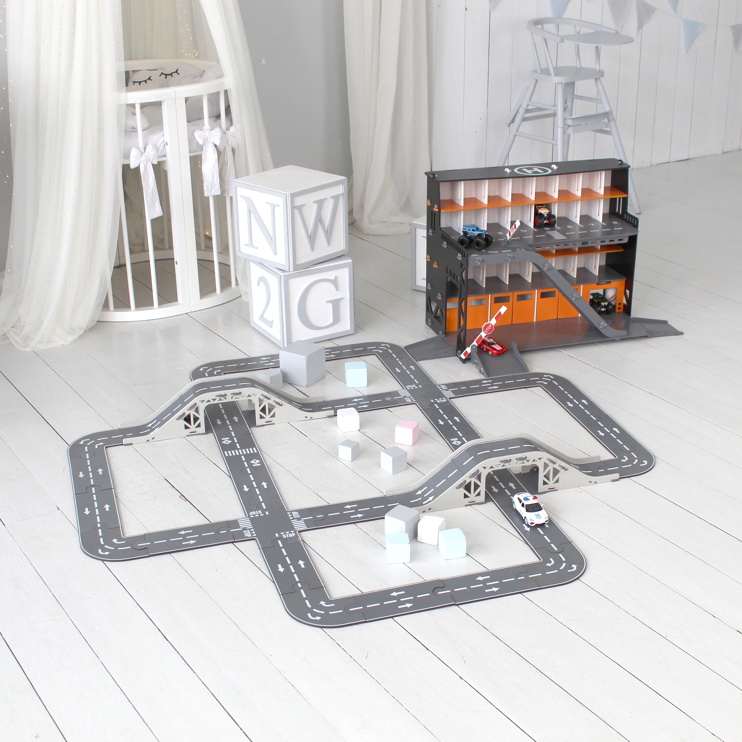 Puzzle roads for toy cars and for toy garages with toy bridges -   Portugal