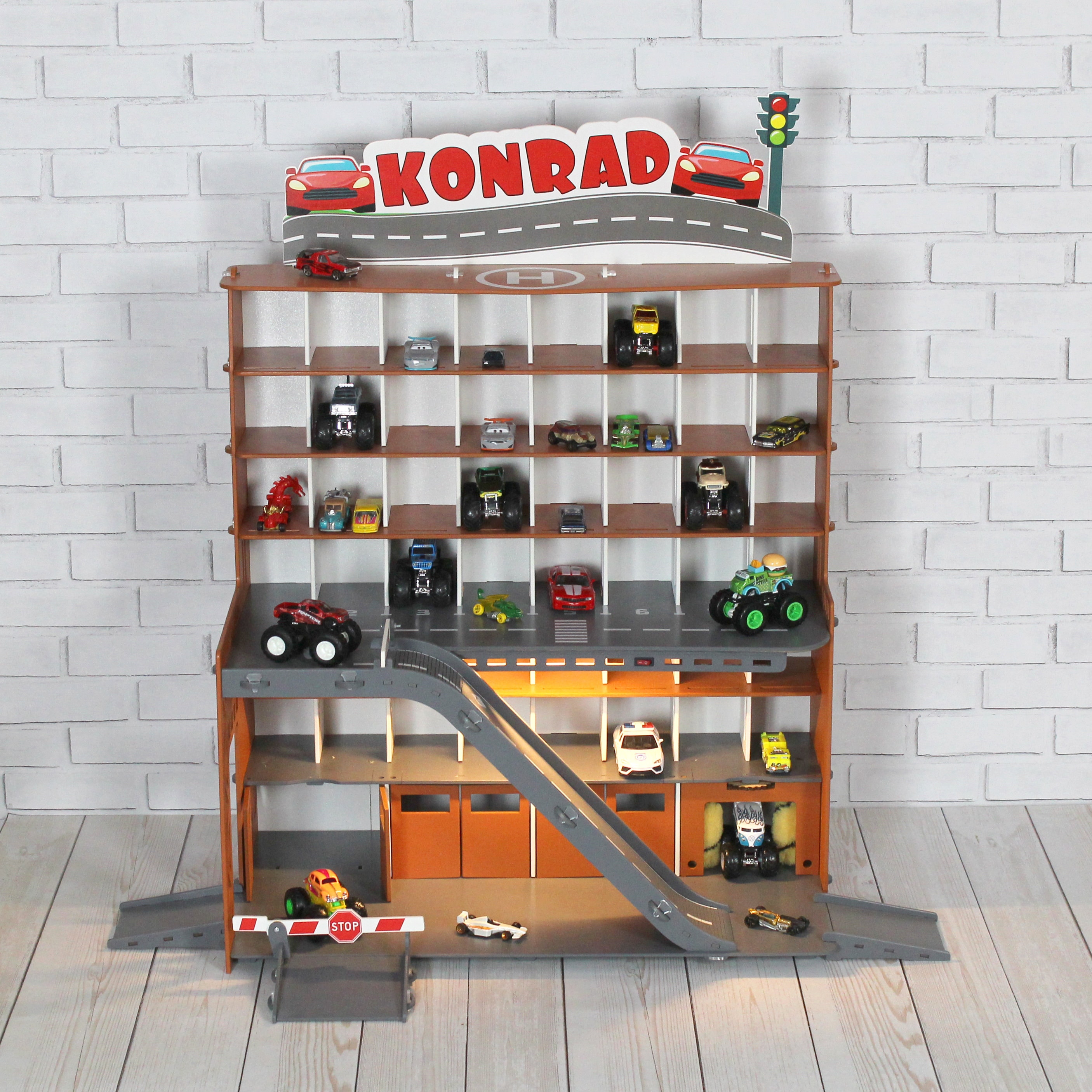 WoodenToyGarages