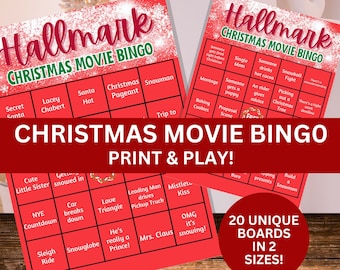 Może przedstawiać: Dwie czerwono-zielone karty do gry w bingo z filmami świątecznymi z tytułem "Hallmark Christmas Movie Bingo" i tekstem "Print & Play!" w kolorze białym. Karty do bingo mają różne pola tematyczne związane z filmami świątecznymi, takie jak "Secret Santa", "Lacey Chabert", "Snowman", "Mistletoe Kiss", "Leading Man Drives Pickup Truck", "Mrs. Claus", "OMG it's snowing!" i "Build a Snowman". Karty znajdują się na drewnianej powierzchni.