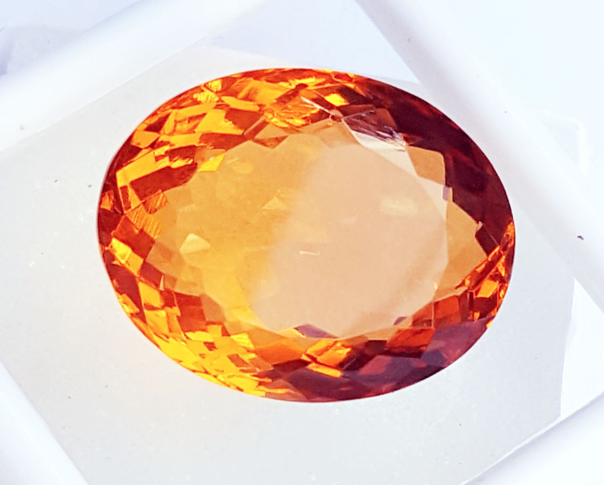 Topaze Orange-jaune Naturelle Du Brésil - 14,63 Carats, 20,7 X 12,7 Mm, Traitée Par Irradiation
