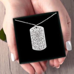 Collier personnalisé avec plaque en forme d'étoile | Pendentif ciel nocturne personnalisé | Cadeau céleste pour elle | Anniversaire, Anniversaire, Bijoux commémoratifs