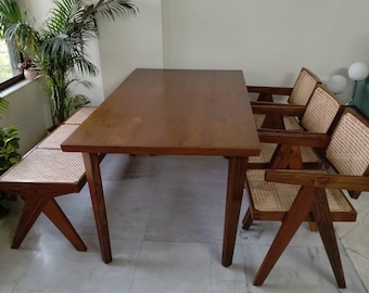 Tavolo da pranzo in teak massello ispirato allo stile jeanneret (PJ) di metà secolo, realizzato a mano in India