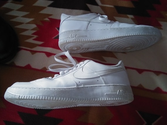 Nike sneakers size clearance 15