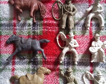 5-160 Lot de figurines vintage en plastique - Cowboys, Soldats