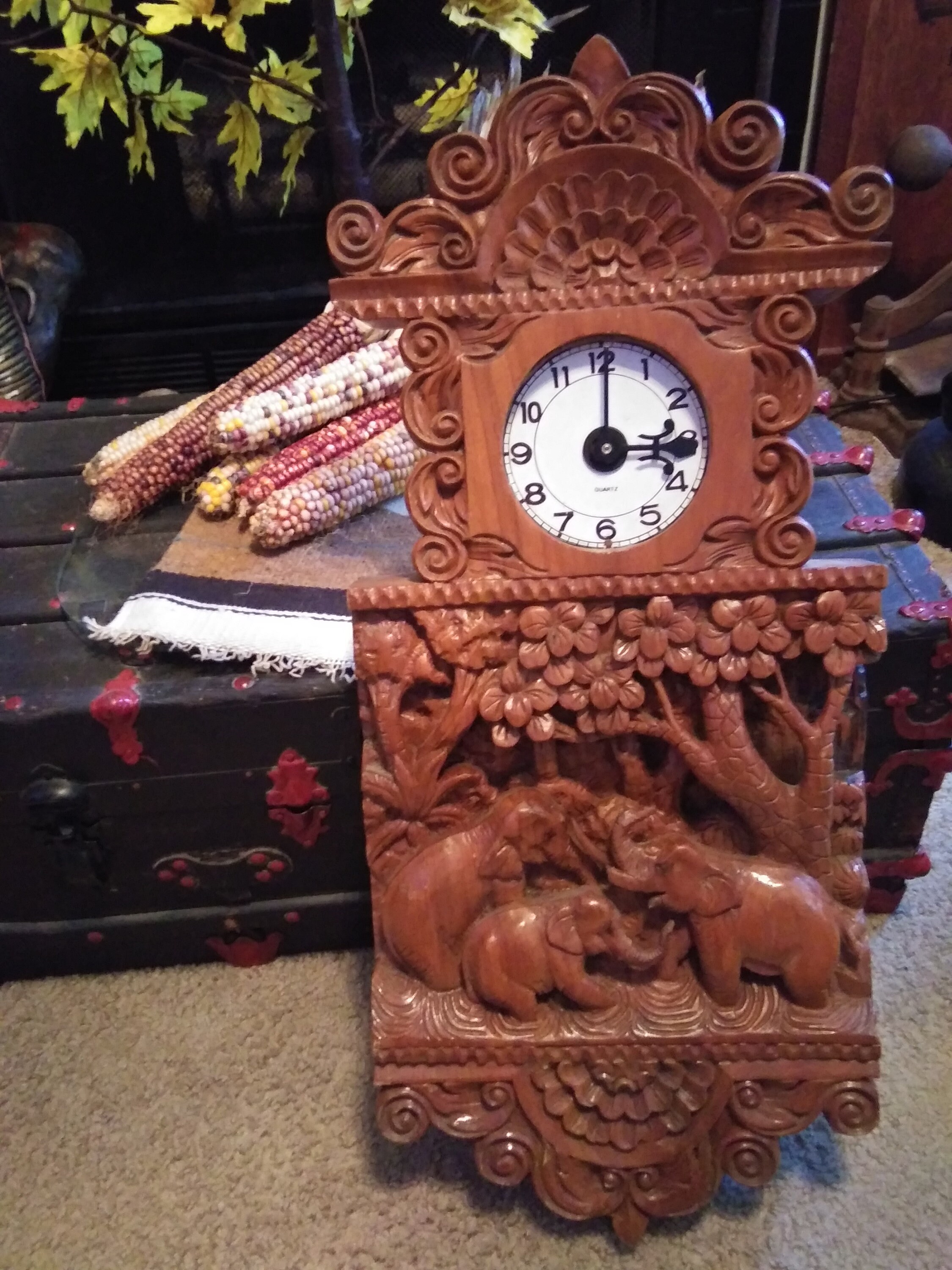 木製象彫刻時計 象の彫刻が施された木製時計 - Etsy 日本