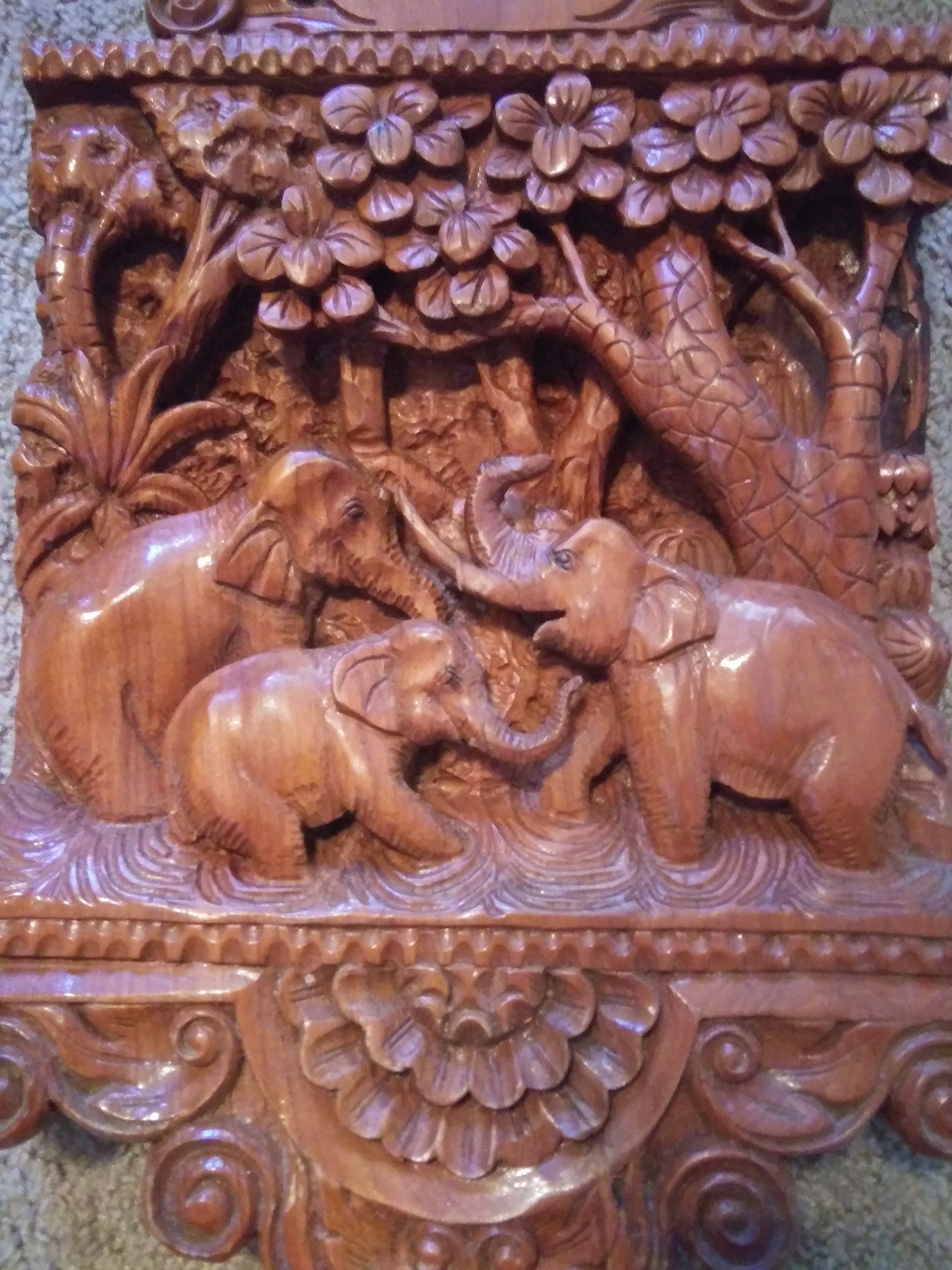 象の彫刻が施された木製時計 - Etsy 日本