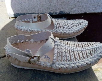 Scarpe etniche in pelle 3