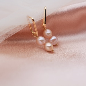 Gold Rectangular Hoop Earrings,Minimalist Huggies with Real Freshwater Pearls, Pink Pearl with Light Purple Shine,Valentine's Gift