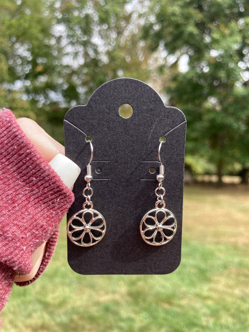 Circle Flower Earrings