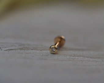 White Diamond 18ct Gold Labret Stud: Tiny 2mm Ball | Threadless Flat Back Earring