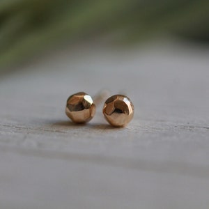 Faceted solid gold pebble studs - small 3.5mm gold faceted textured pebble earrings in solid recycled 9ct or 18ct yellow, rose or white gold