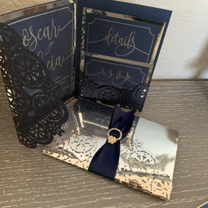 Plantilla de corte láser para hacer una invitación de boda.