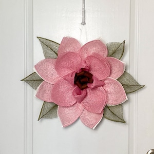 Pink magnolia wreath, Everyday front door wreath, Farmhouse style door decor, Spring Porch decor, Southern home wall accent, Gifts for her