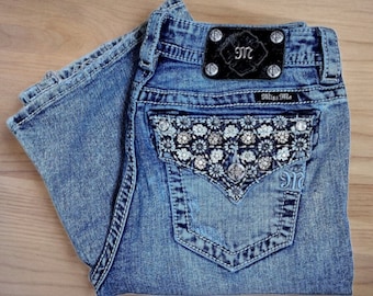 Low Rise Jeans Miss Me Size 28 Mid Rise Boot Cut Style No. MP75038, Stonewashed Rhinestones Rivets Embellished Embroidered Daisy Flowers