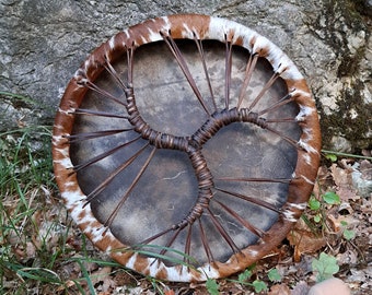 HandCrafted 48 cm brown and white hairy shamanic drum, Steer rawhide & Drum Stick