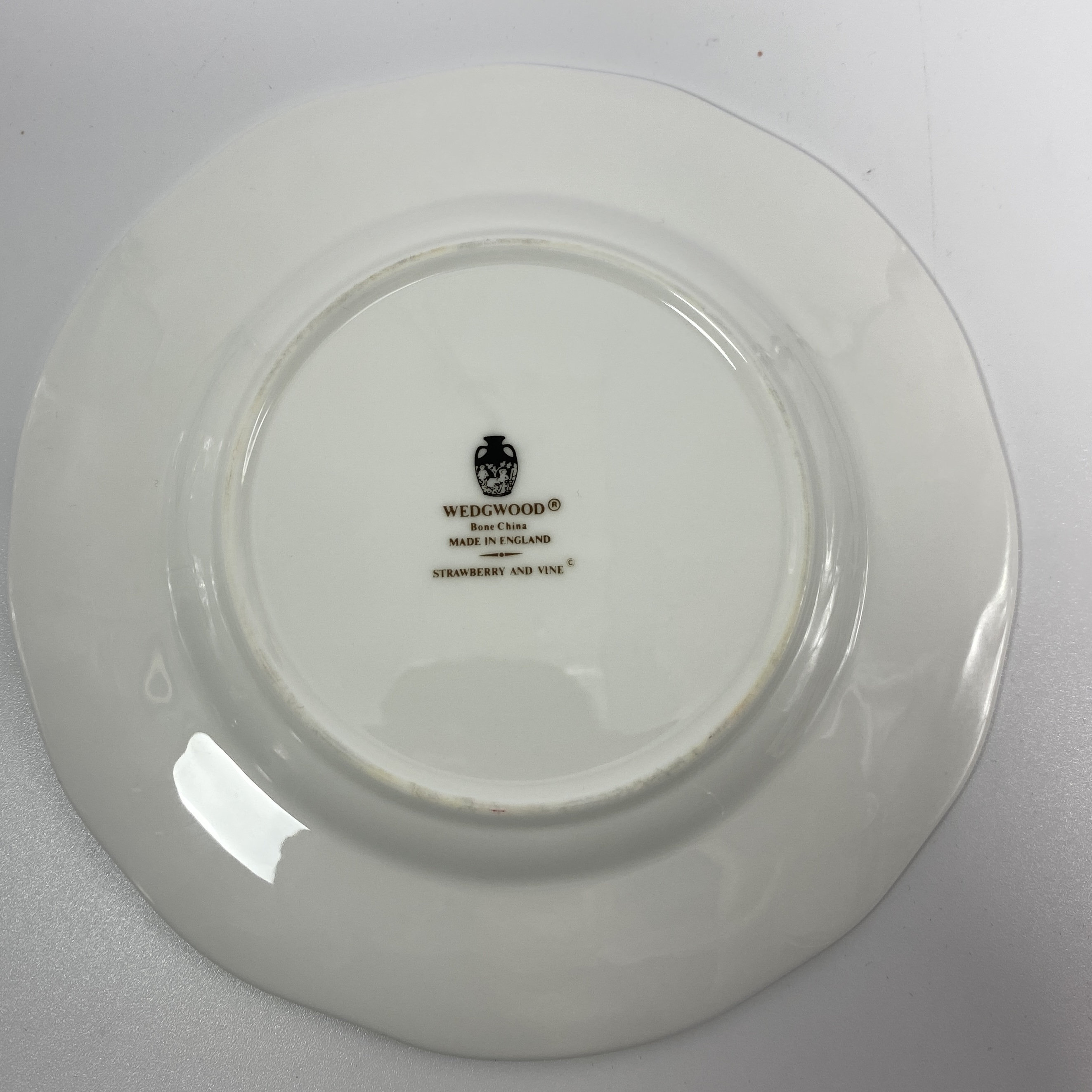 Wedgwood Strawberry and Vine 6.75 , Inches Plates - Etsy