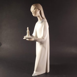 Lladro Girl With Candle Figurine No Box Excellent 8 "H 4868 Glazed Finish