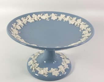 Wedgwood Queensware  Cake Plate, Dessert stand Cream on Lavender