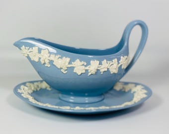 ウェッジウッド エンボスド クィーンズウェア シェルエッジ カップ