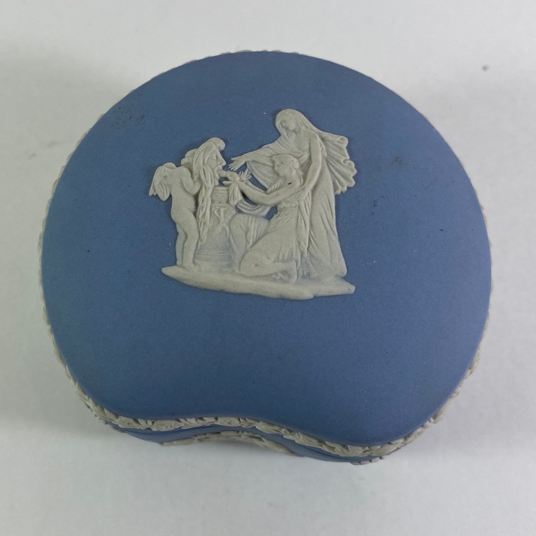 Wedgwood Pale Blue Jasperware Bean Shaped Trinket Box & Lid Etsy