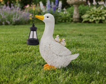 Solar Powered Duck Garden Statue with Chicks, Waterproof Resin Lawn Decor