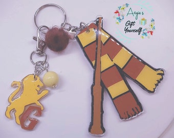 Wizard Keychain | Keychain Wizard | House Keychain | Keychain House | House Red and Gold Keychain | Red and Gold Wizard House