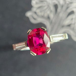 Vintage Diamond & Ruby Ring, Vintage Diamond Ring, 18k White Gold 1970s