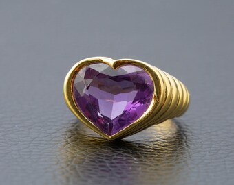 Vintage Bulgari Style Ring, Vintage Cocktail Ring, Heart Amethyst Ring, 18k Gold 1970s