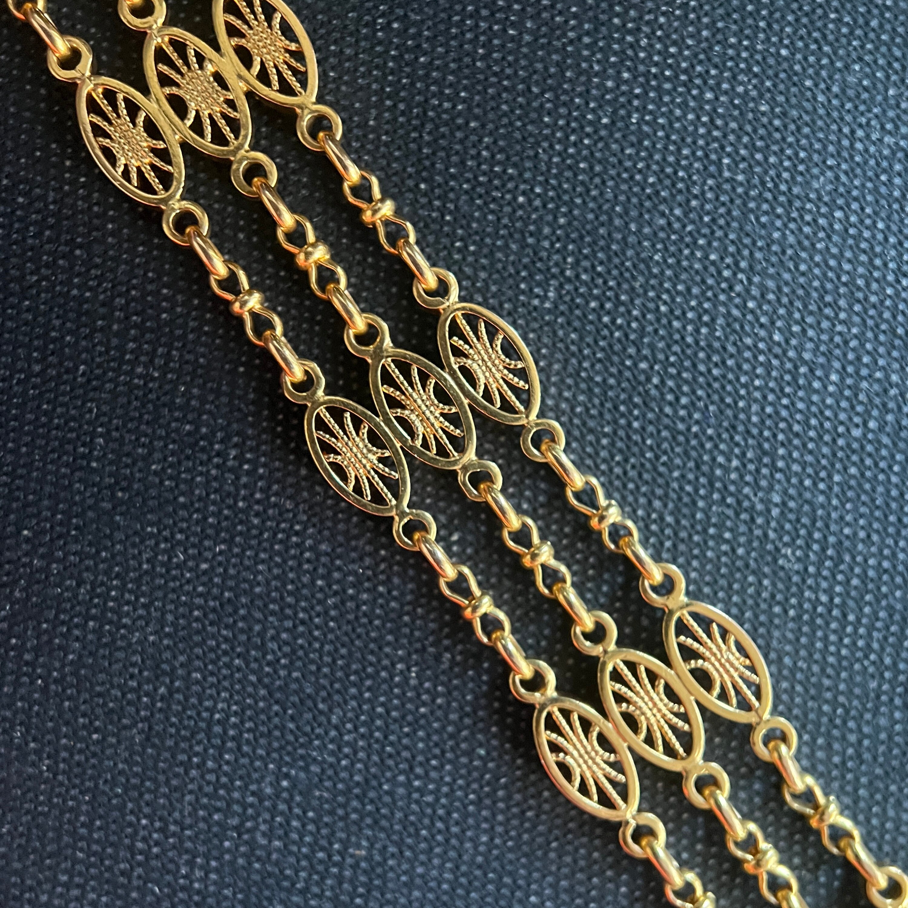 Antique Gold Bracelet, Art Nouveau Link Chain 18K 1890S