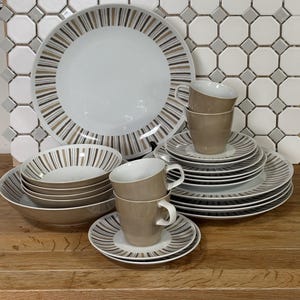 1960s Mid-Century Modern Mikasa Narumi Plates – Set of Four