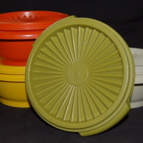 Three vintage Tupperware bowls with lids 1970's Tupperware #1323 small servalier bowels