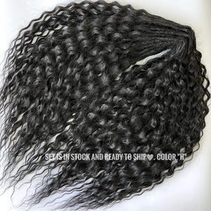 60 DE zwarte krullen haarextensies, Zachte boho golvende dreadlock-extensies, Volledige set synthetische krullende dreads, Gepersonaliseerde cadeaus voor meisjes