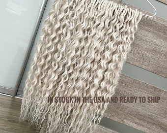 Synthetic dreadlocks extensions | 60 DE full set | Lightweight white curly dreads | Set of blonde wavy crochet dreads | Curly DE dreads