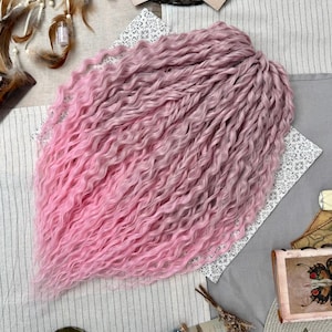 Dreadlocks cacheados rosa, 23 polegadas, cachos ombré reutilizáveis DE SE, extensões de dreadlocks ondulados sintéticos para envio rápido.