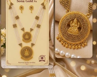 Conjunto de colar de pérolas Lakshmi divino, joias de templo do sul da Índia, conjunto longo de pérolas em várias camadas, joias festivas com pingente Lakshmi e brincos.