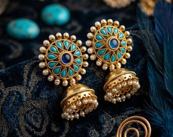 Grandi orecchini indiani turchesi in stile tempio / Gioielli Jhumka per danza classica, finitura oro anticato