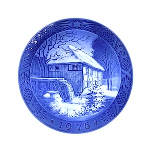 Royal Copenhagen 1976 Christmas Collectors Plate “The Water Mill”