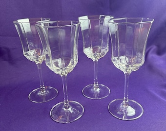 Vintage set of 4 Luminarc France Clear Optic Panel Wine Glasses
