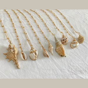 Seashell Pendant Necklace, Natural Seashell Necklace, Boho Jewelry, Beach Wedding 2023 fashion, Boho Style Necklace