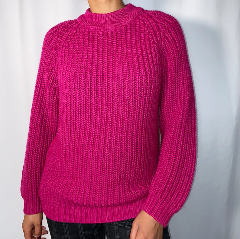 Vintage 80s 90s Punctuation Knitted Magenta Sweater size small