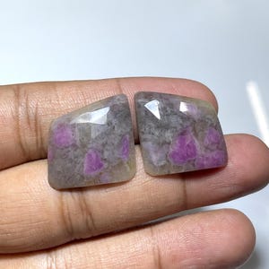 Natural SAPPHIRE Pair, Rose Cut Slices Gemstone, Sapphire Faceted Slices, Measurements 21x21 MM, 36 Cts, Bio Sapphire Pair Gemstone.