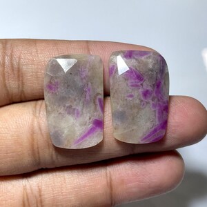 Natural SAPPHIRE Pair, Rose Cut Slices Gemstone, Sapphire Faceted Slices, Measurements 28x18 MM, 37 Cts, Bio Sapphire Pair Gemstone.